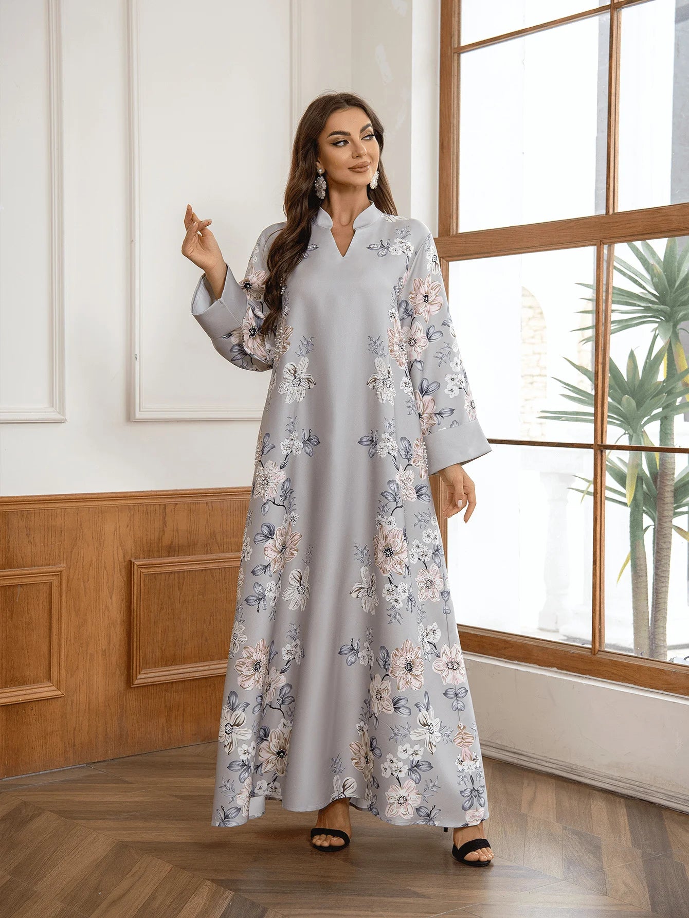 Floral Beaded Chiffon Abaya – Saudi-Inspired Long Robe Dress
