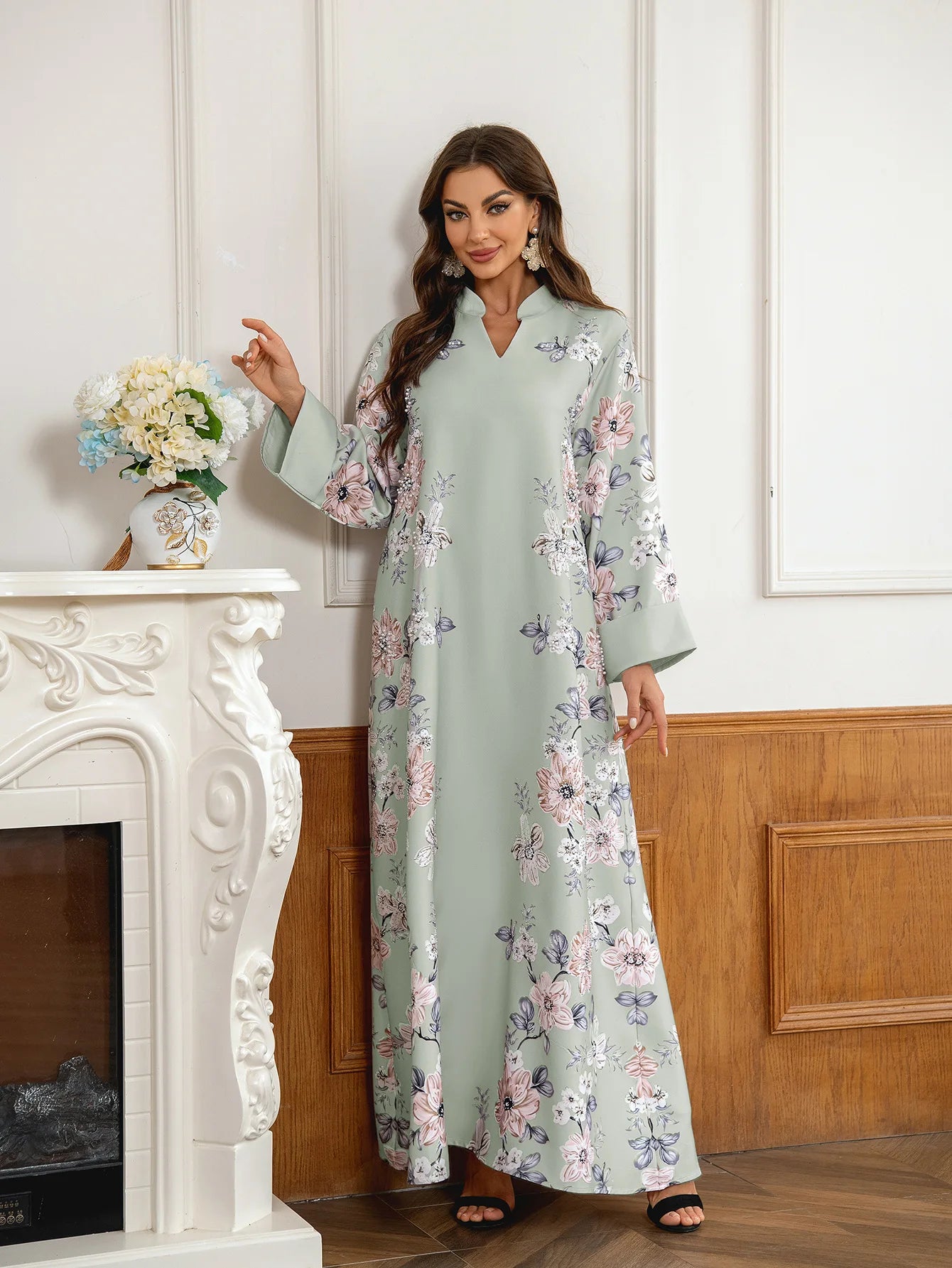 Floral Beaded Chiffon Abaya – Saudi-Inspired Long Robe Dress
