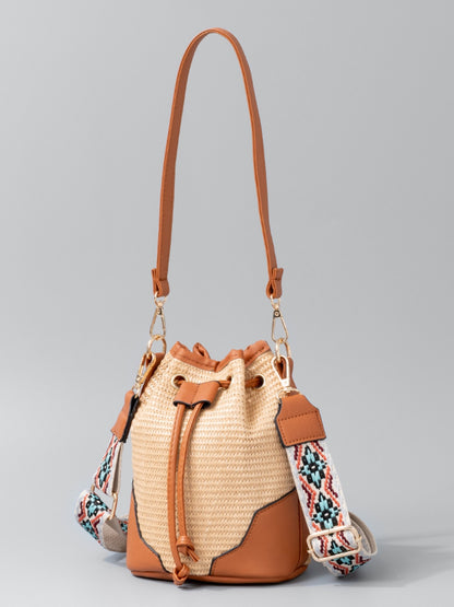 Al-Jafr Heritage | Straw Braided Adjustable Strap Bucket Bag