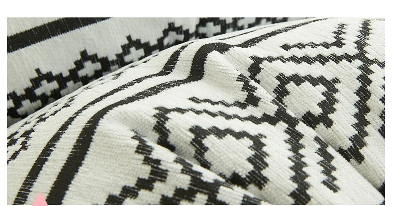 Al Ula Desert - Tassel Jacquard Cushion Cover