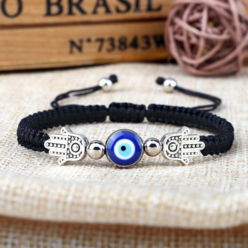 Envy's Gaze: Ayn Pendant Bracelet