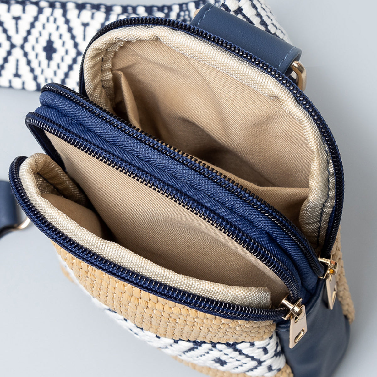 Madaba Mélange - Straw Braided Crossbody Bag