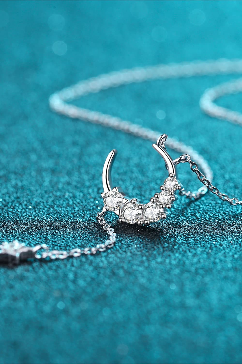 Falak Radiance: Moissanite Star & Moon Necklace (Silver 925)