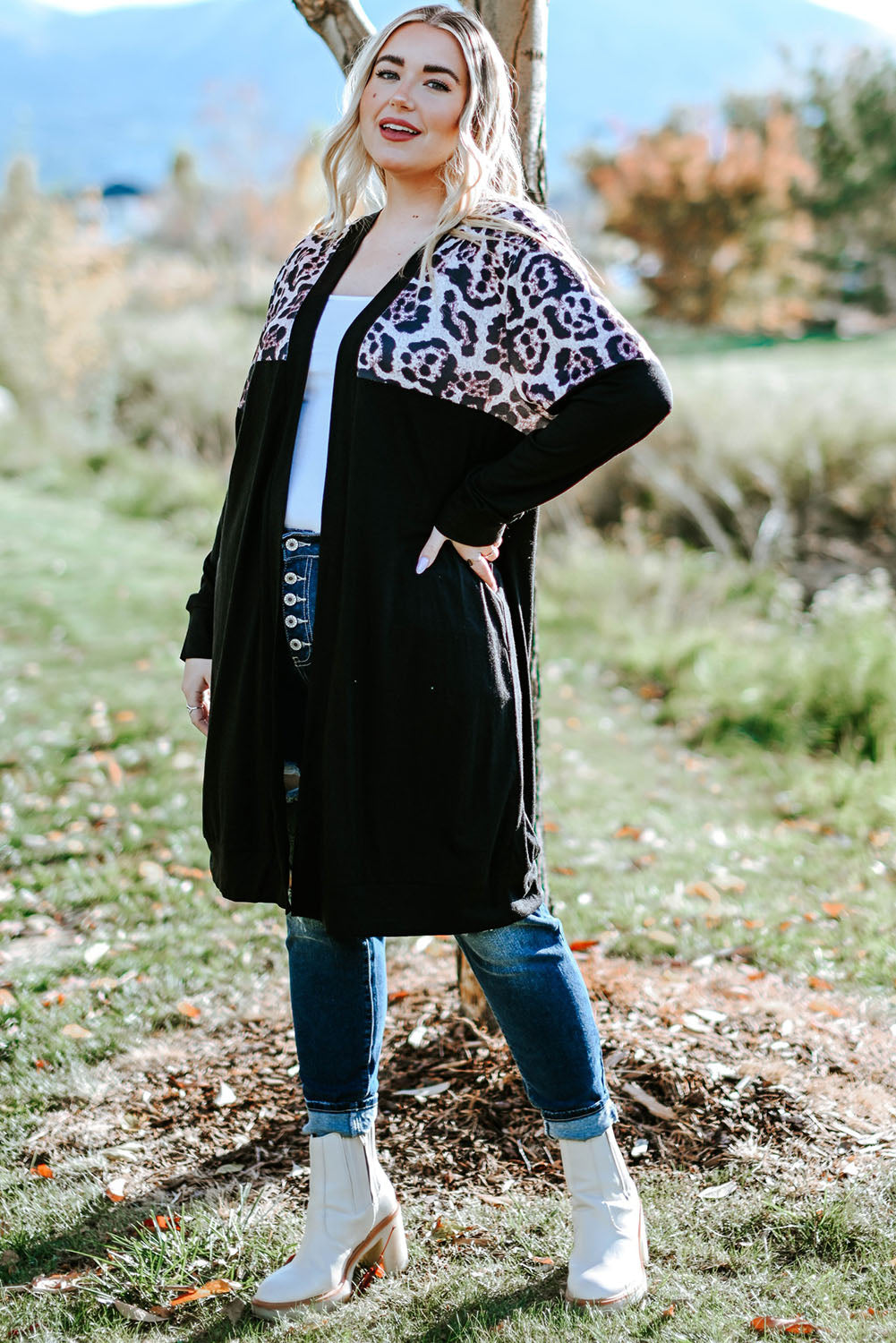 Wadi Rum - Plus Size Cardigan