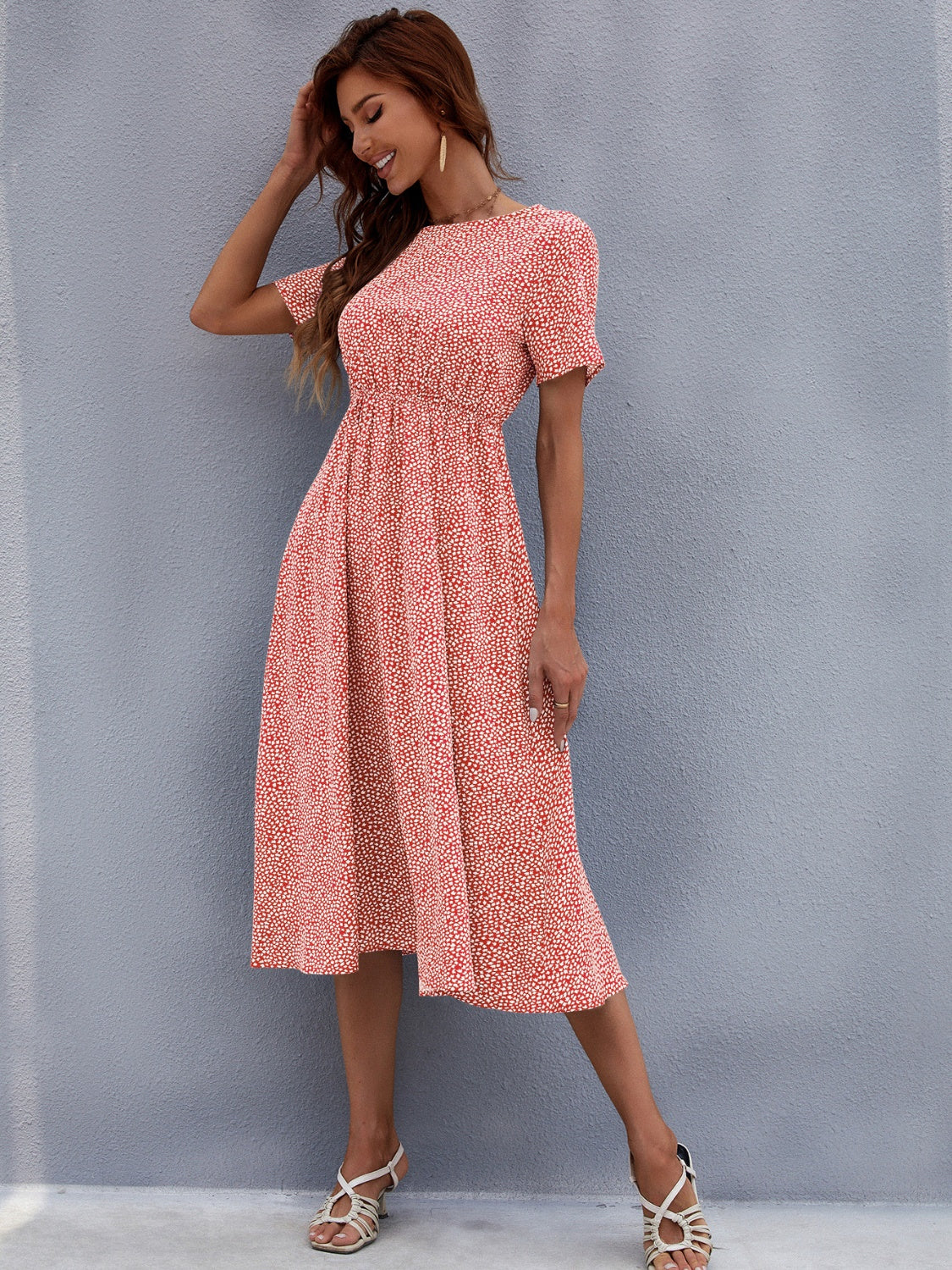 Round Neck Short Sleeve Midi Dress